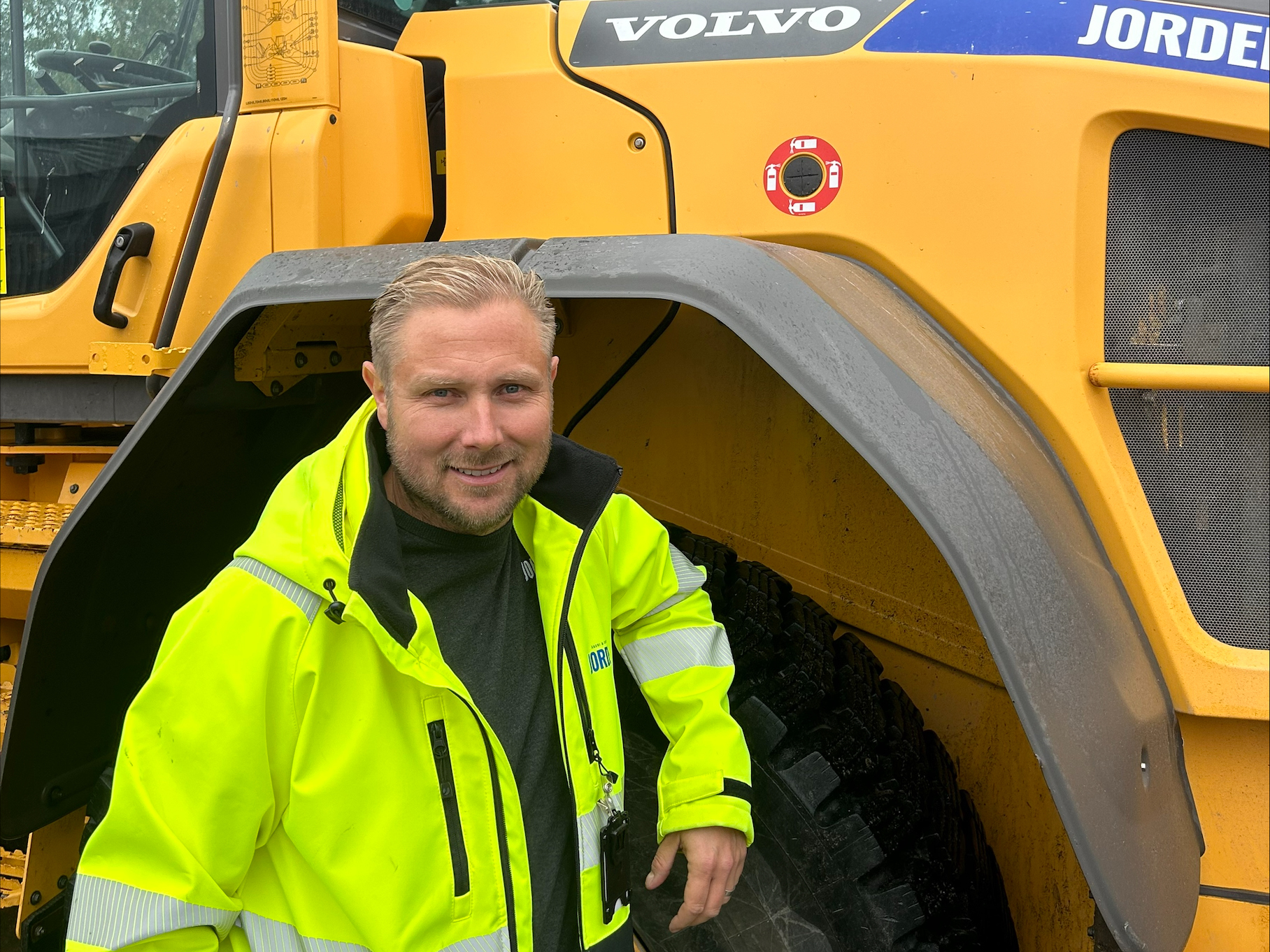 Anders Jordell, vd på Jordells Åkeri & Entreprenad, väljer Klaravik för att sälja maskiner, verktyg och fordon.